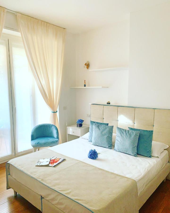 B&B Home Flowers Milano Bagian luar foto