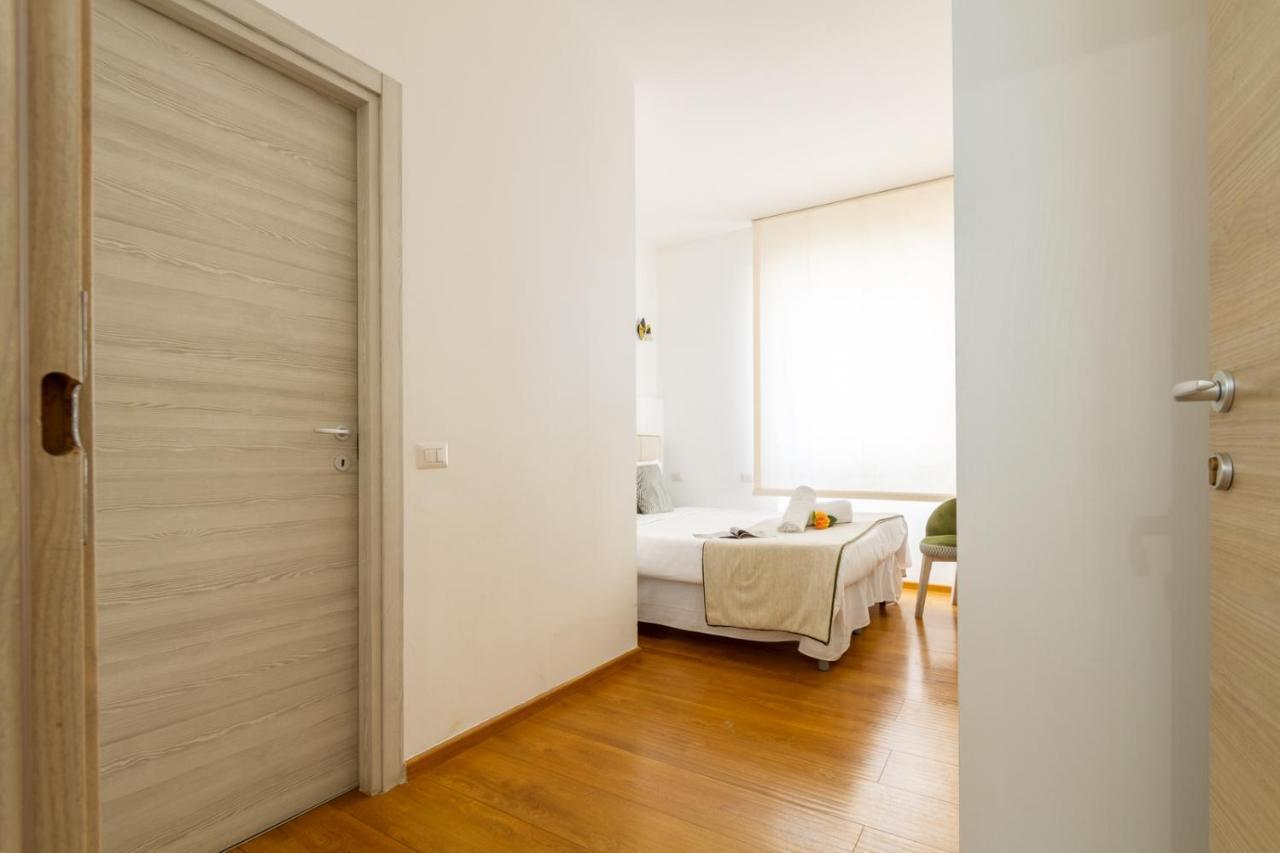 B&B Home Flowers Milano Bagian luar foto