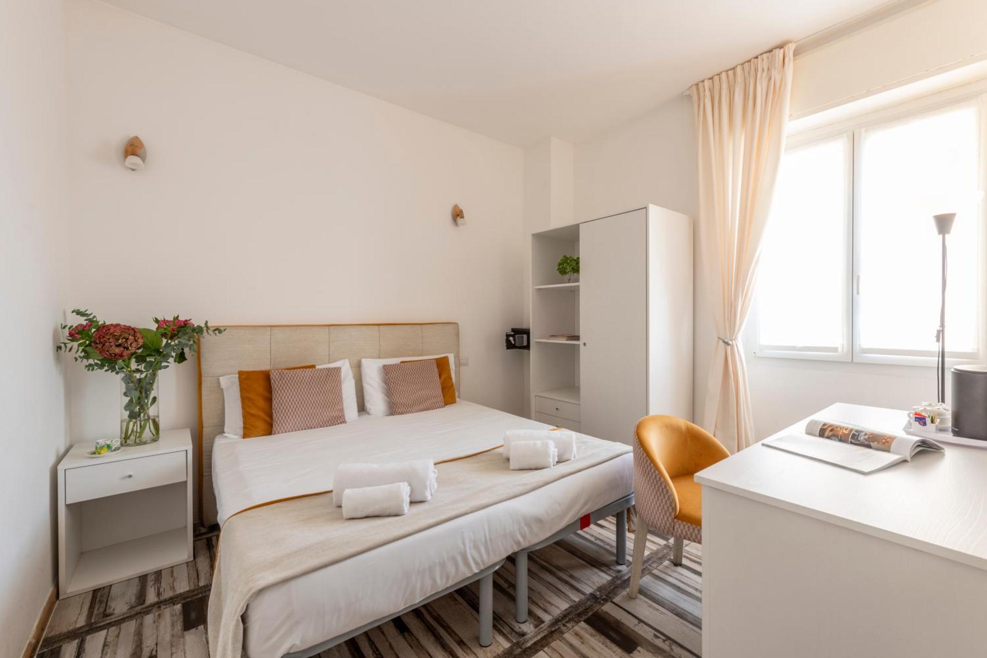 B&B Home Flowers Milano Bagian luar foto