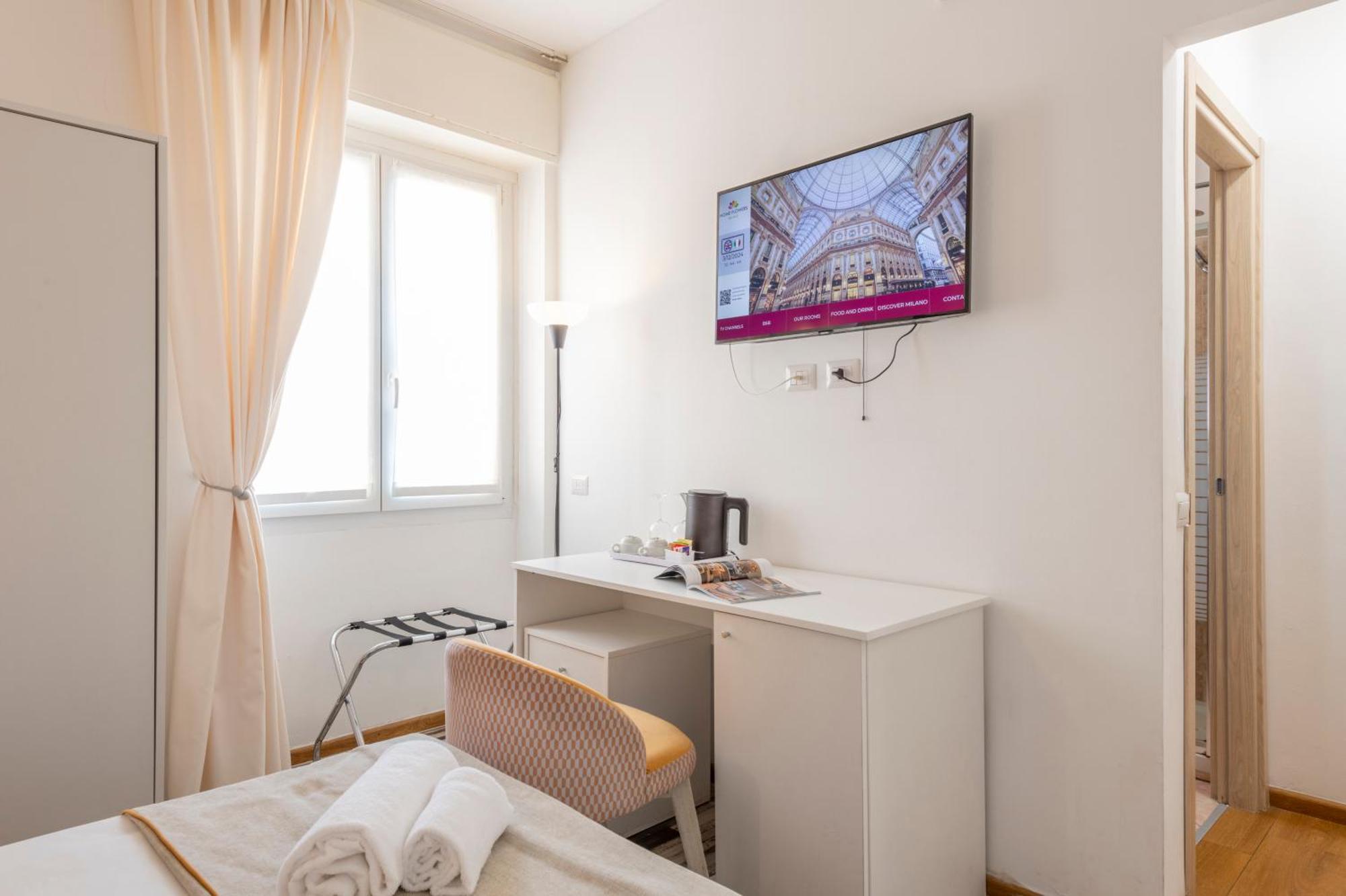 B&B Home Flowers Milano Bagian luar foto