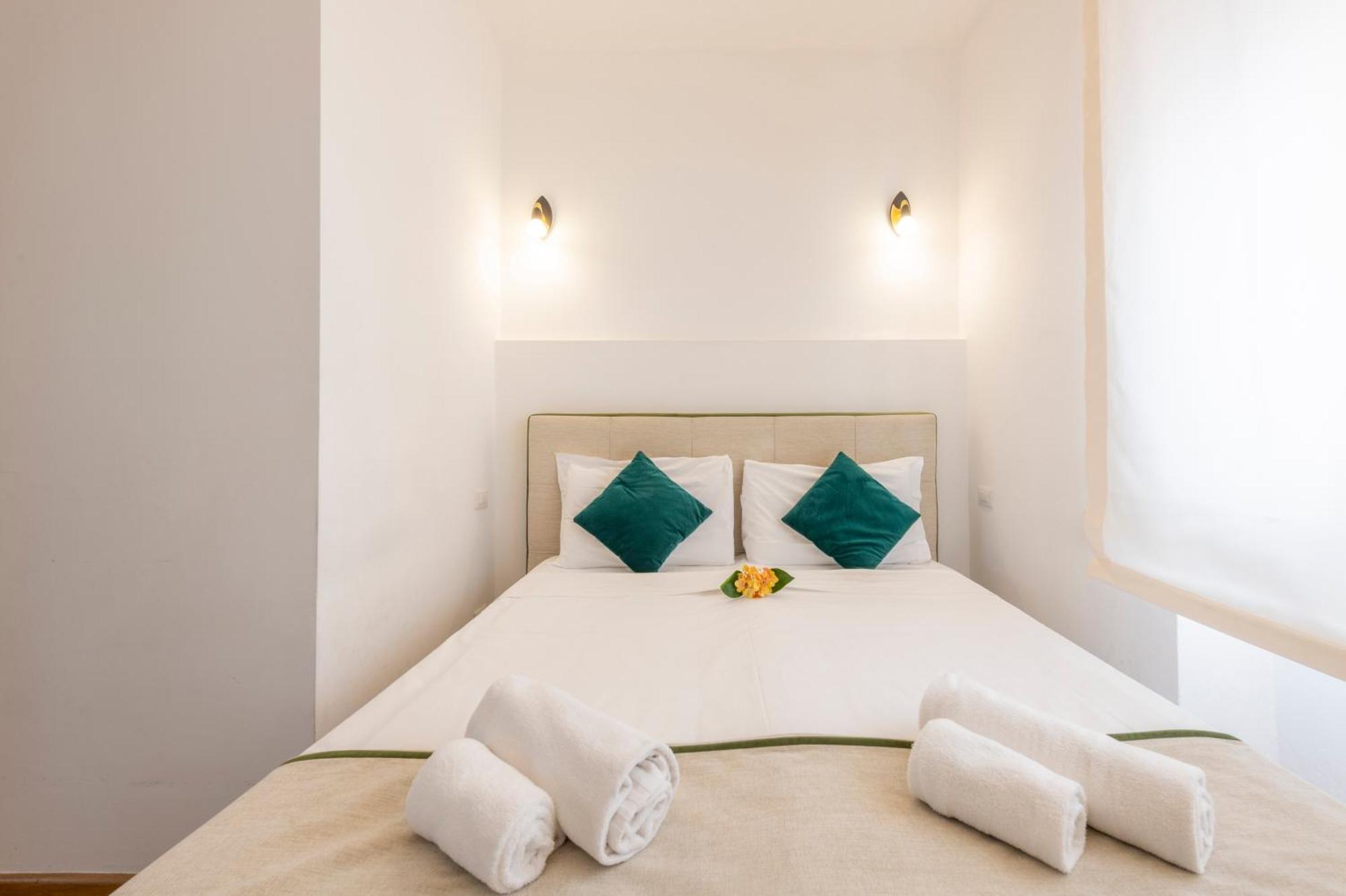 B&B Home Flowers Milano Bagian luar foto